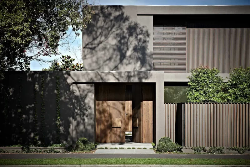 modern-architectural-house-facade-2021-08-27-19-27-36-utc.webp